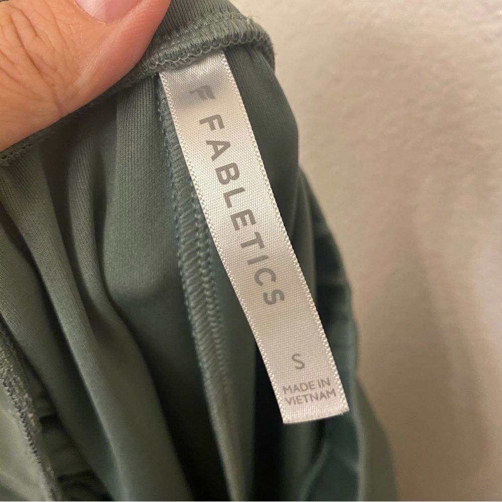 Fabletics Plush Interlock Wide Leg Pant stretch knit sage green casual trouser S - Picture 11 of 11